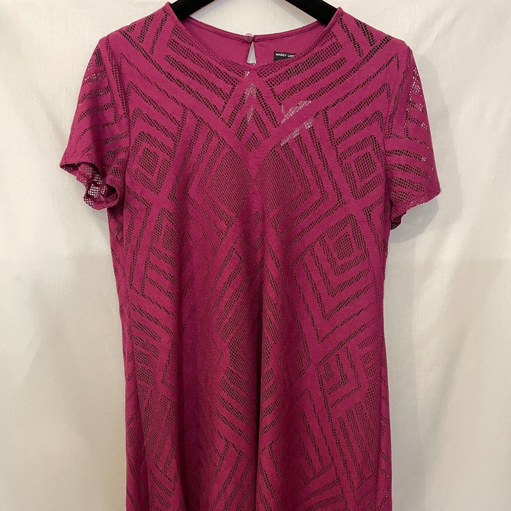 Maggy London. Lace, short sleeve dress. Sz 14. NWT.